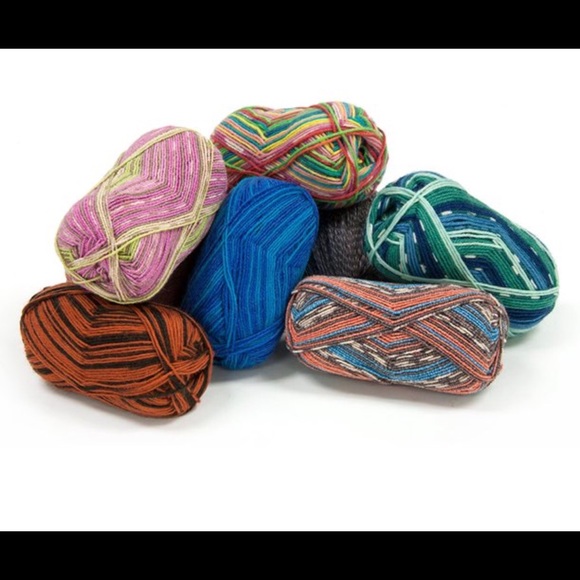 Yarn Mystery Bag - Various Varieties - Picture 2 of 5